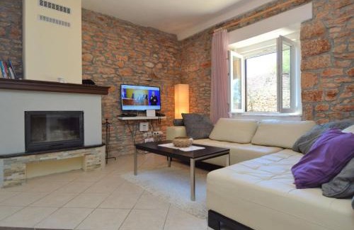 Promina Casa | Holiday Home Marija by Interhome