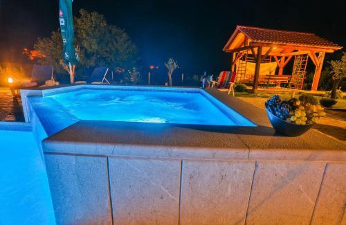 Ruzic Casa | Holiday home Marin