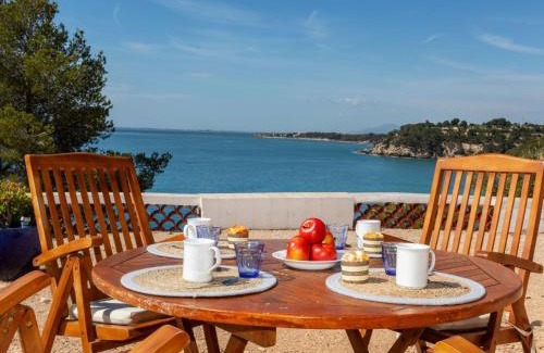 Costa Dorada Casa | Holiday Home Mas del Guixe by Interhome