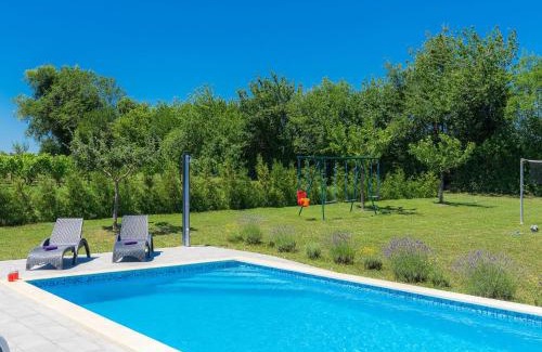 Juricev Kal Casa | Holiday Home Melian by Interhome