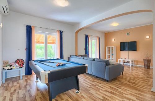 Juricev Kal Casa | Holiday Home Melian by Interhome