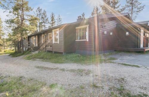 Saariselka Casa | Holiday Home Metsänpirtti 2 by Interhome