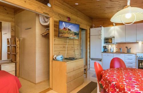 Saariselka Casa | Holiday Home Metsänpirtti 2 by Interhome