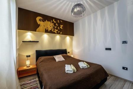 Kunj Casa | Holiday Home Mila