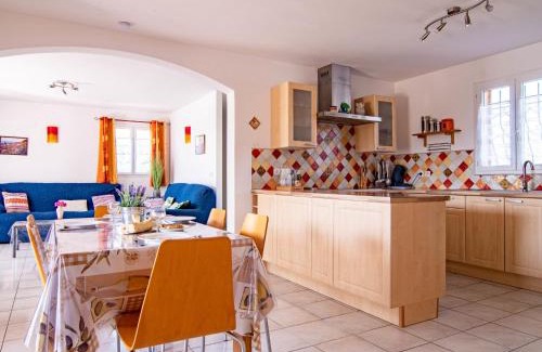 Regusse Casa | Holiday Home Mistral by Interhome