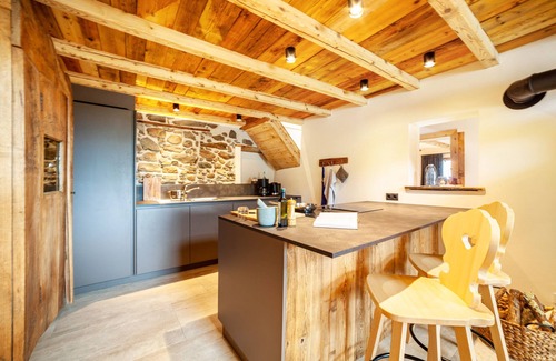 Caines Casa | Casa de vacaciones 'Mutlechnerhof' con vistas a la montaña, terraza privada y Wi-Fi