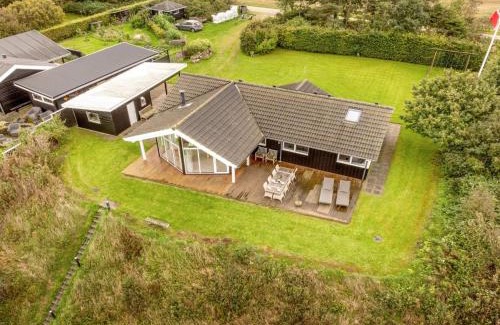 Ronbjerg Casa | Holiday Home Næwe - 10m to the inlet by Interhome