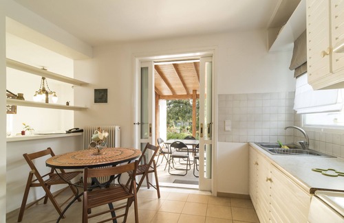 Vrahati Cabaña | Casa de vacaciones junto al huerto de naranjos, 185 metros cuadrados