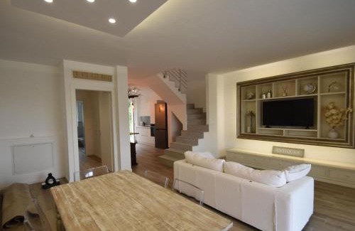 Ghevio Casa | Holiday Home near Lake Maggiore, Italy