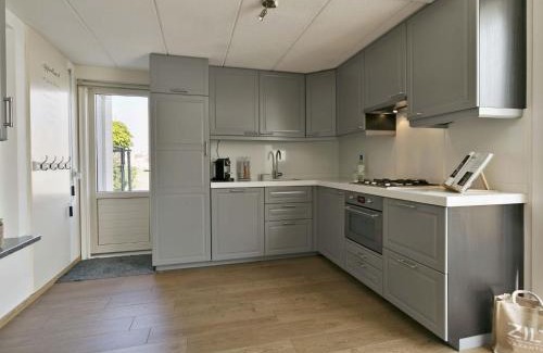 Kamperland Casa | Holiday Home near Sophia Beach and Marina