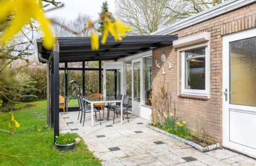 Kortgene Casa | Holiday Home near Veerse Meer with Garden