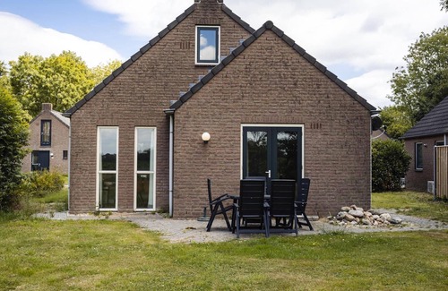 Ewijk Casa | Holiday Home Nijmegen Quiet With Terrace
