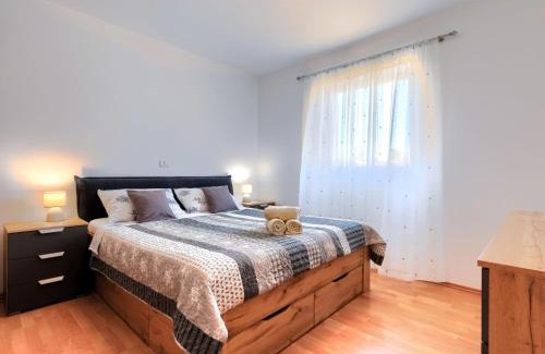 Valbandon Casa | Holiday Home Nina by Interhome