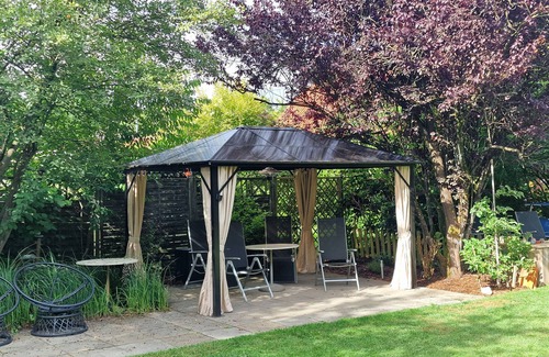 Muden Casa | Holiday Home 'Oehm' with Private Terrace, Private Garden and Wi-Fi