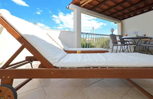 Veliki Drvenik Casa | Holiday Home Ornig