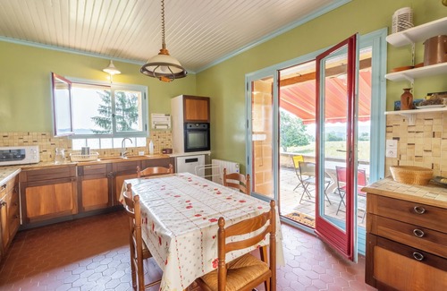 Montignac Casa | Casa de vacaciones 'Panissal 6 Personas' con terraza compartida, jardín compartido y Wi-Fi