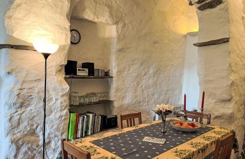 Valloria Casa | Holiday Home Paola by Interhome