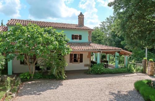 Martinski Casa | Holiday Home Paolici by Interhome