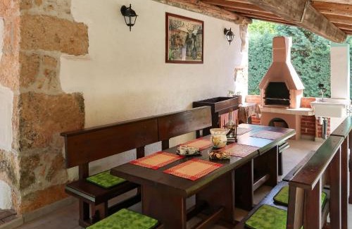 Martinski Casa | Holiday Home Paolici by Interhome