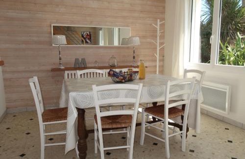 Plozevet Casa | Holiday Home Partie de pêche by Interhome