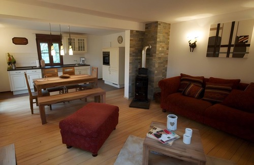 Forbach Casa | Casa de vacaciones 'Paula' con vistas a la montaña, Wi-Fi y aire acondicionado