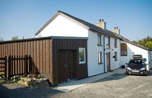 Glandyfi Casa | Holiday Home Penrhyncoch