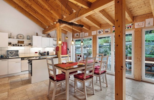 Steinbach Casa | Holiday Home 'Plättig' with Private Terrace, Private Garden and Wi-Fi