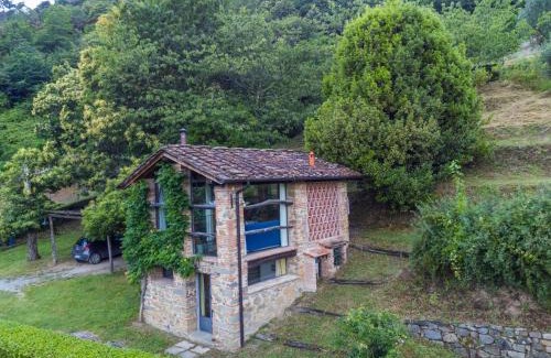 Pescia Casa | Holiday Home Podere Piastriccio-Casa di Vetro by Interhome