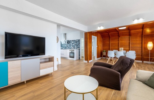 Torrevieja Casa | Casa de vacaciones 'Posidonia' con vistas al mar, terraza privada y Wi-Fi