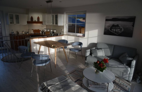 Travemuende Casa | Casa de vacaciones Priwall con vista al lago en un ambiente relajado "DOBLE FRENTE AL AGUA"
