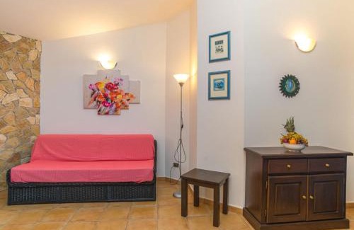 Costa Rei Casa | Holiday Home Rei Sole Bilo - REI321 by Interhome