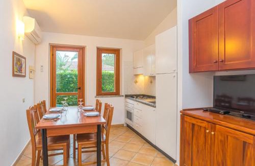 Costa Rei Casa | Holiday Home Rei Sole Trilo - REI320 by Interhome