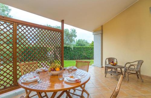 Costa Rei Casa | Holiday Home Rei Sole Trilo - REI320 by Interhome