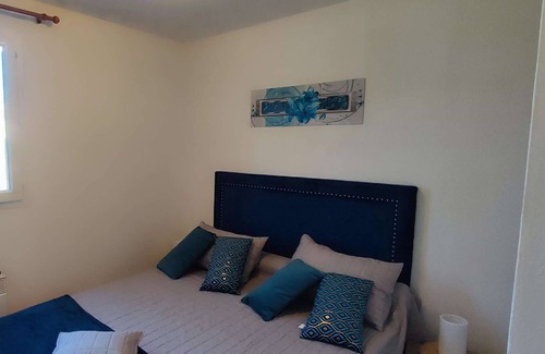 Homps Apartamento | Holiday home rental in HOMPS in a secure residence