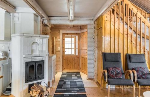Akaslompolo Casa | Holiday Home Riekonmarja by Interhome