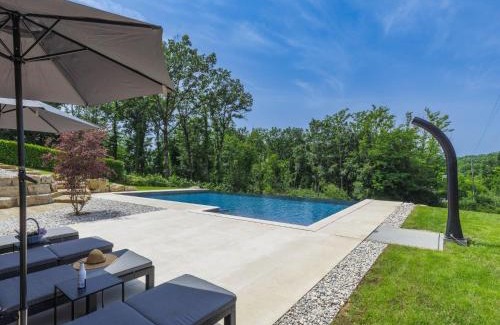 Karojba Casa | Holiday Home Rokvilla by Interhome