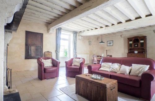 Saint-Laurent-de-la-Salle Casa | Holiday Home Saint-Laurent Pool Retreat