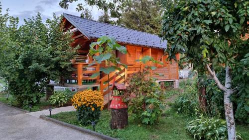 Kulen Vakuf Casa | Holiday Home SAJRA
