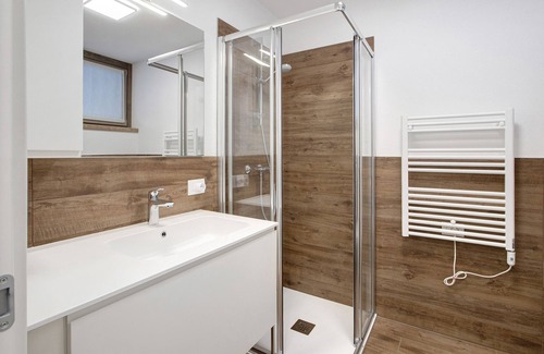 San Carlo Casa | Holiday Home 'San Carlo 1' with Mountain View, Private Terrace and Wi-Fi