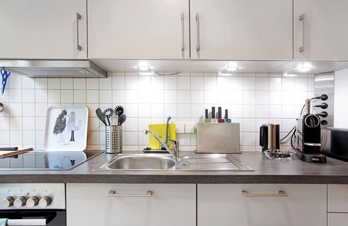 Loerrach Casa | Casa de vacaciones 'Schwalbennest' con terraza privada, jardín privado y Wi-Fi