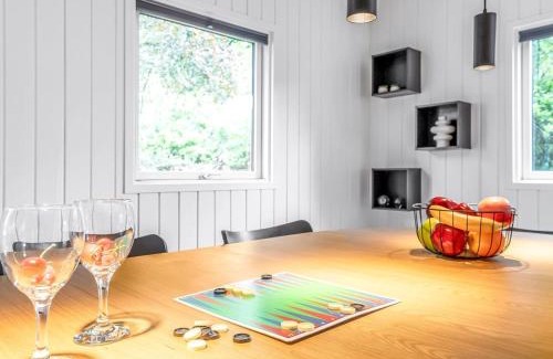 Skygge Casa | Holiday Home Sibbe by Interhome