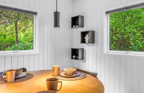 Skygge Casa | Holiday Home Sibbe by Interhome