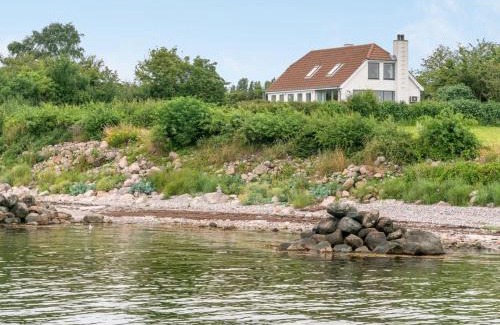 Helnæs By Casa | Holiday Home Sissela - 5m from the sea by Interhome