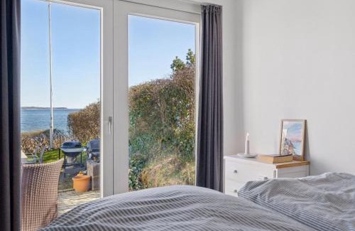 Broager Casa | Holiday Home Solbritt - 30m from the sea by Interhome