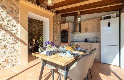 Inca Casa | Holiday Home Son Catlar by Interhome