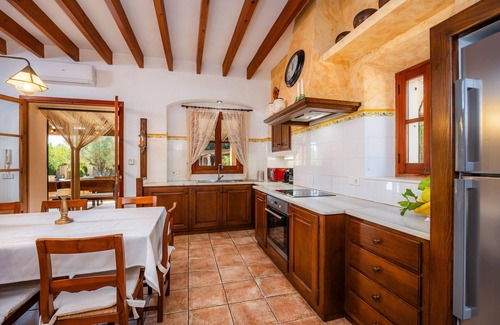 Manacor Casa | Casa de vacaciones "Son Moix" con vistas a la montaña, jardín, terrazas, balcón y piscina