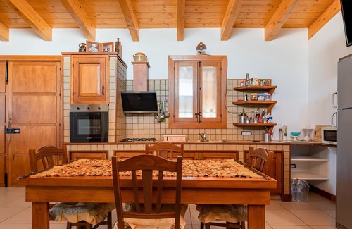 Sava Casa | Casa de vacaciones 'Spitulo' con jardín y aire acondicionado