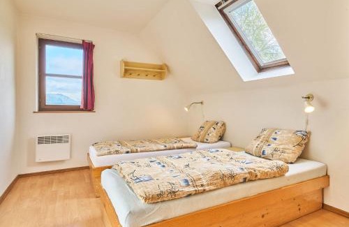 Starkov Casa | Holiday Home Stárkov by Interhome