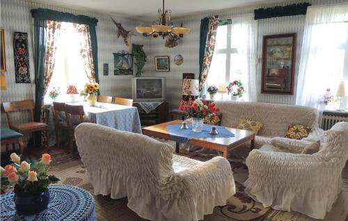 Blidsberg Casa | Holiday Home Stommen Kärråkra Blidsberg