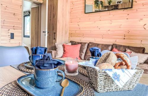 Fischbachau Casa | Holiday Home Tiny Haus Glockenalm-Hopfen Hütte by Interhome